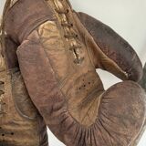 Ancienne paire de gants de boxe en cuir