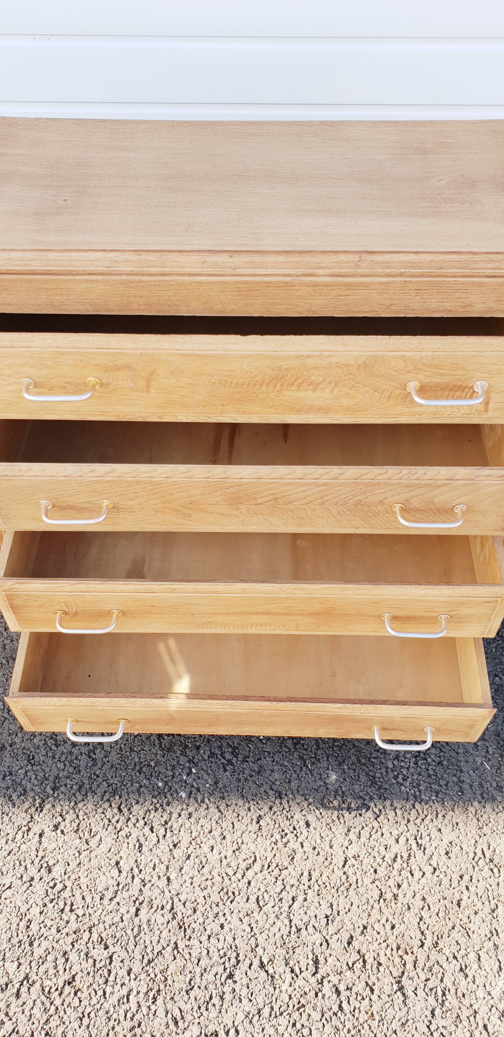 Vintage chest of drawers