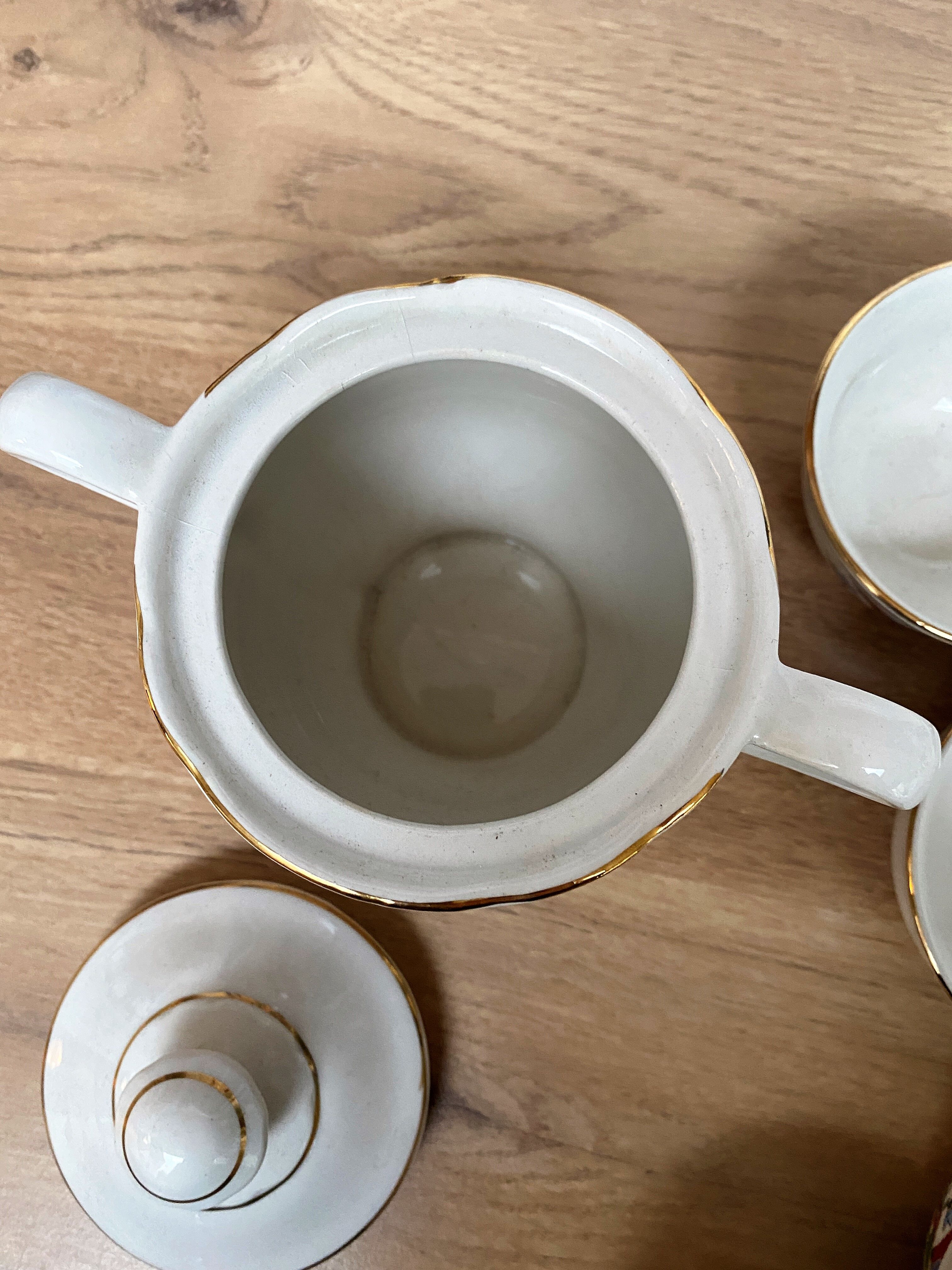 Earthenware coffee service