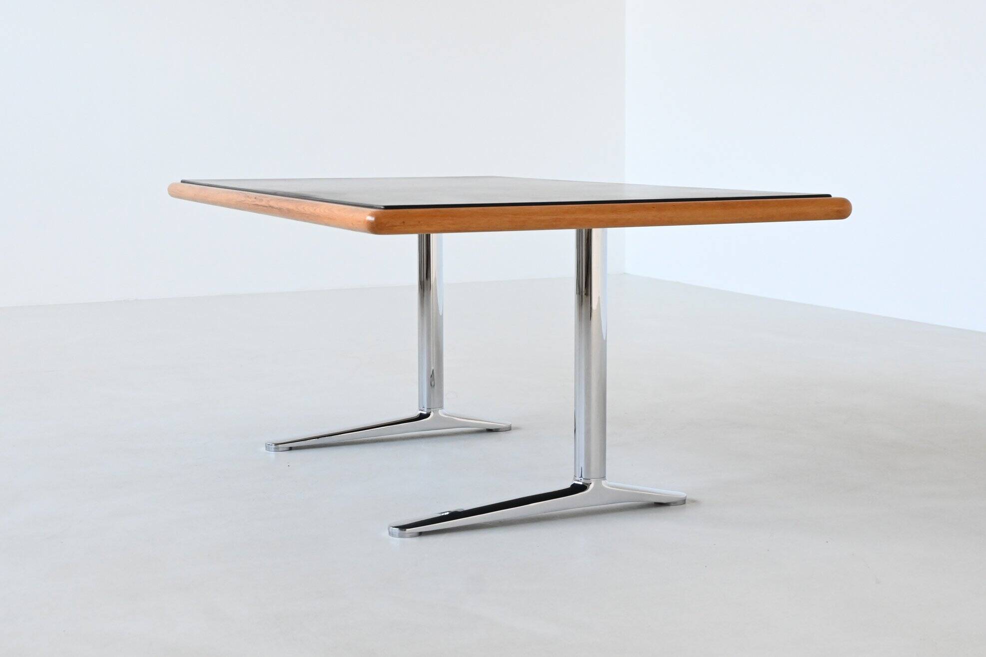 Warren Platner writing desk leather and oak Knoll United States 1970