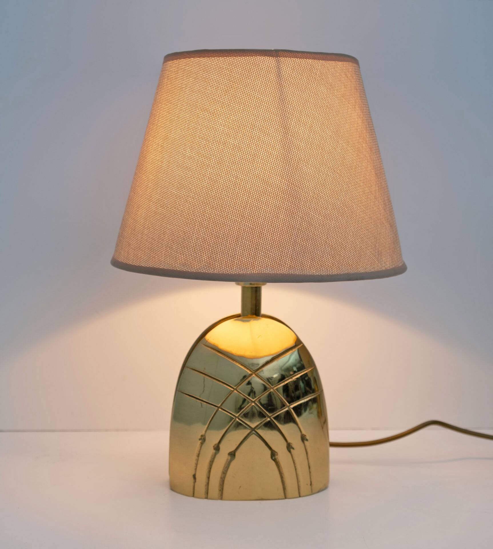 Paire de lampes de table italiennes modernes en laiton du milieu du siècle, années 1970
