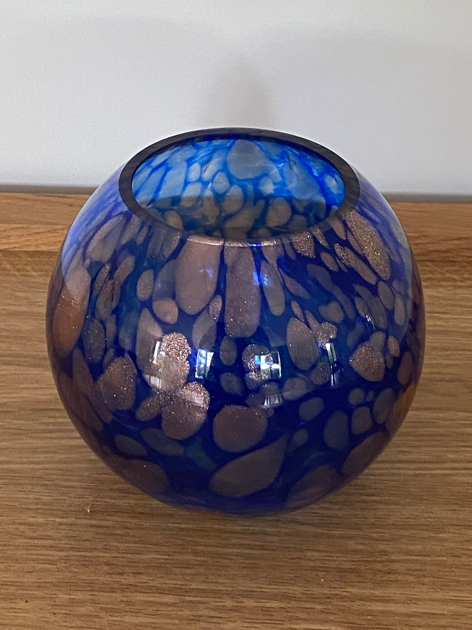 Blue vase in copper spotted glass