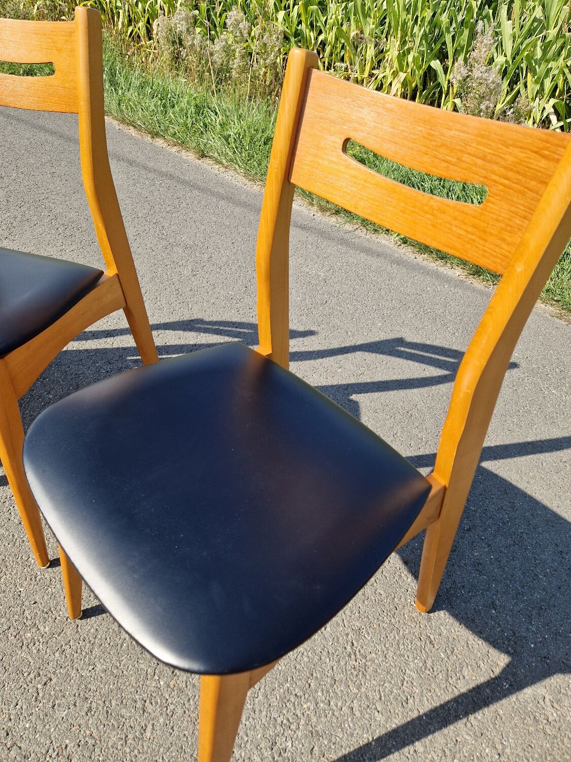 Set of 4 vintage Scandinavian style chairs from the 60s