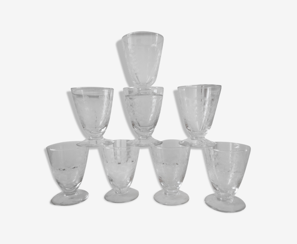Lot de 8 verres à digestif en cristal gravés années 30