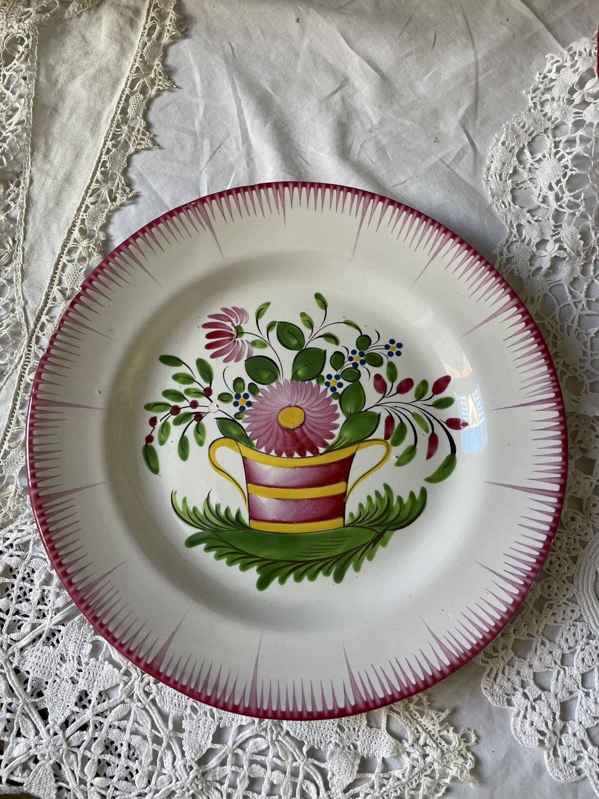 2 antique decorative plates Les Islettes