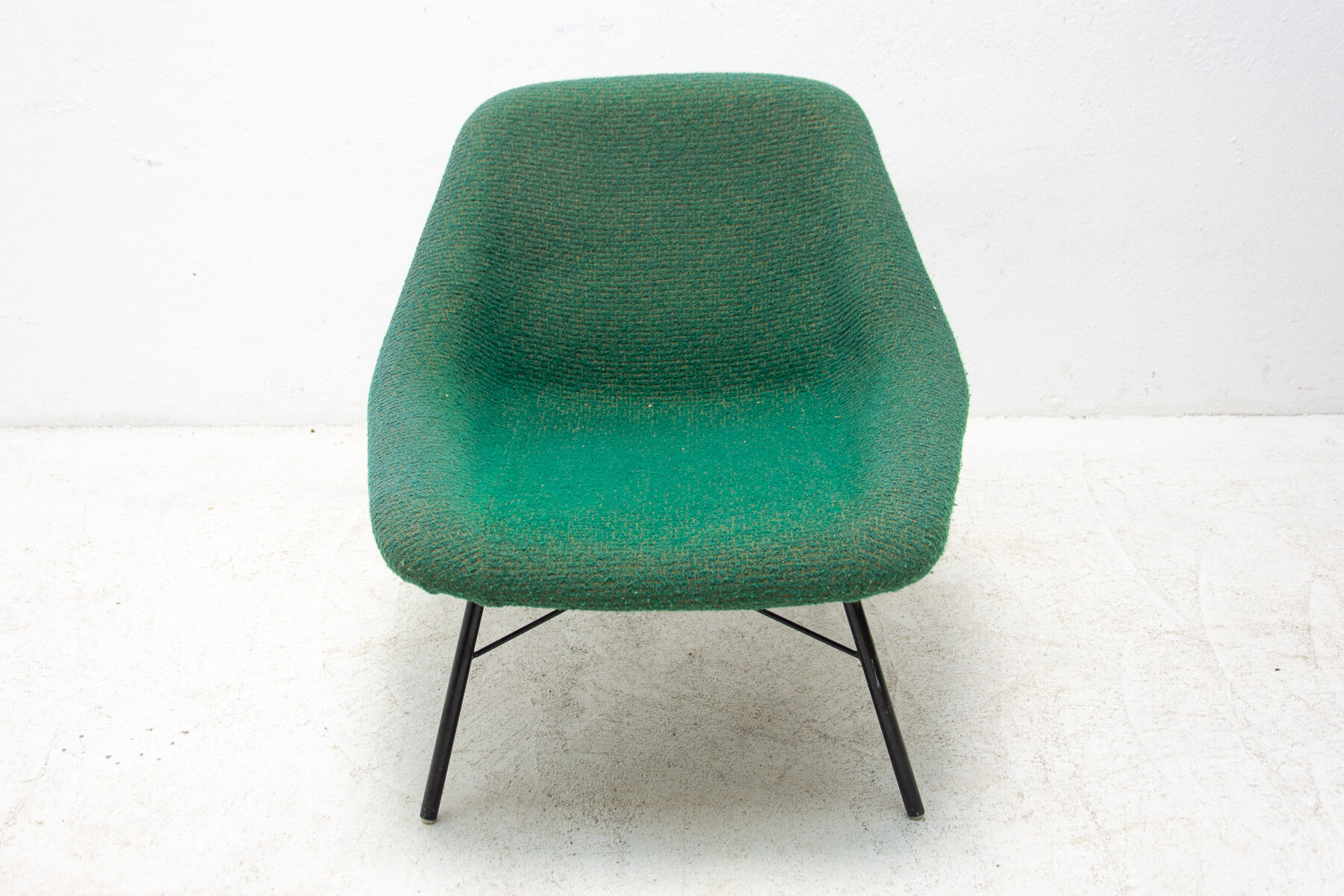 Pair of midcentury lounge chairs by Magda Sépová, produced by TON, 1960´s