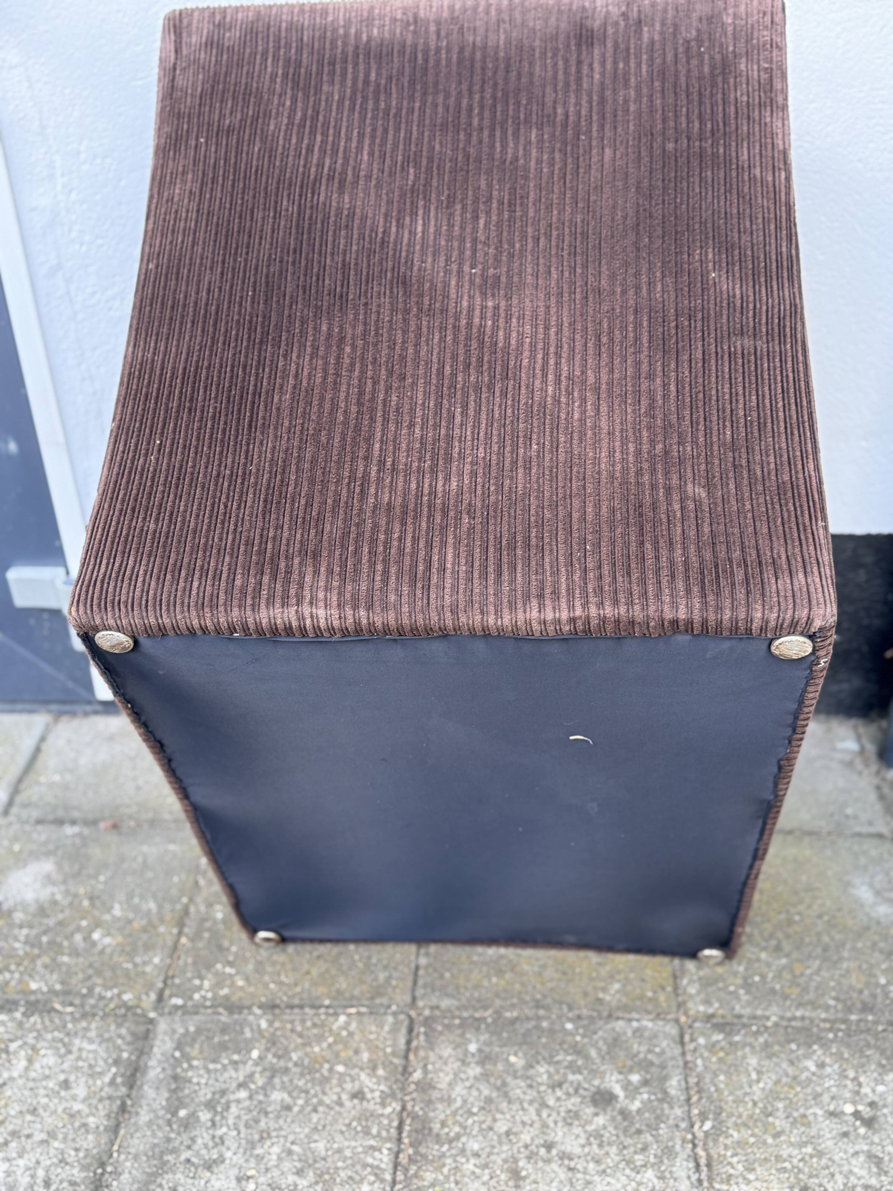 Vintage Corduroy Relax Chair