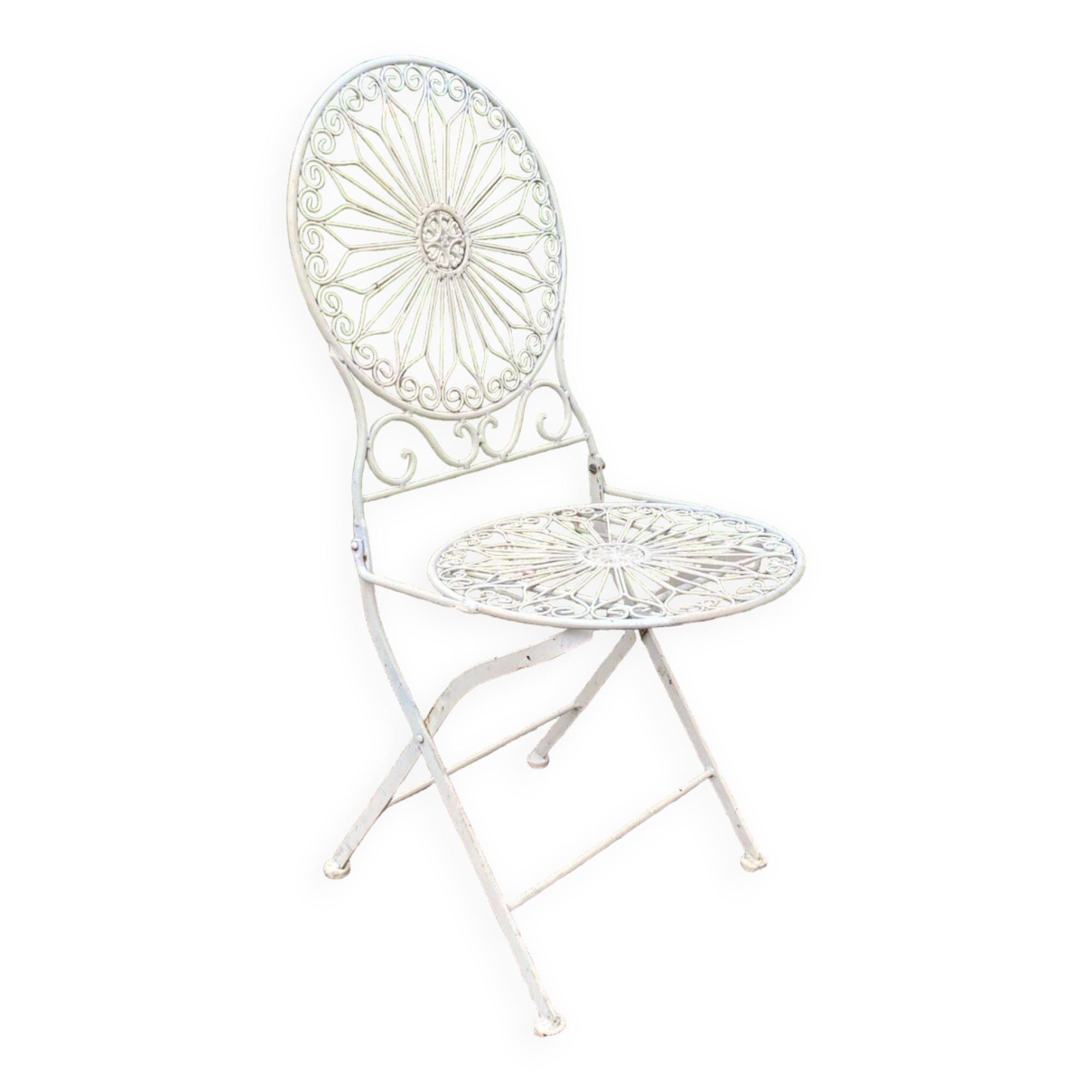 Foldable medallion garden chair from the 20th century in wrought iron with Heart motifs