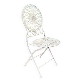 Foldable medallion garden chair from the 20th century in wrought iron with Heart motifs