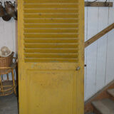 Porte avec lamelles de volet