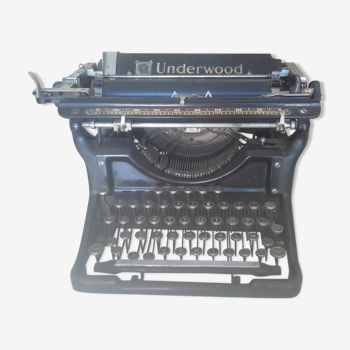 Machine à écrire Underwood 1960