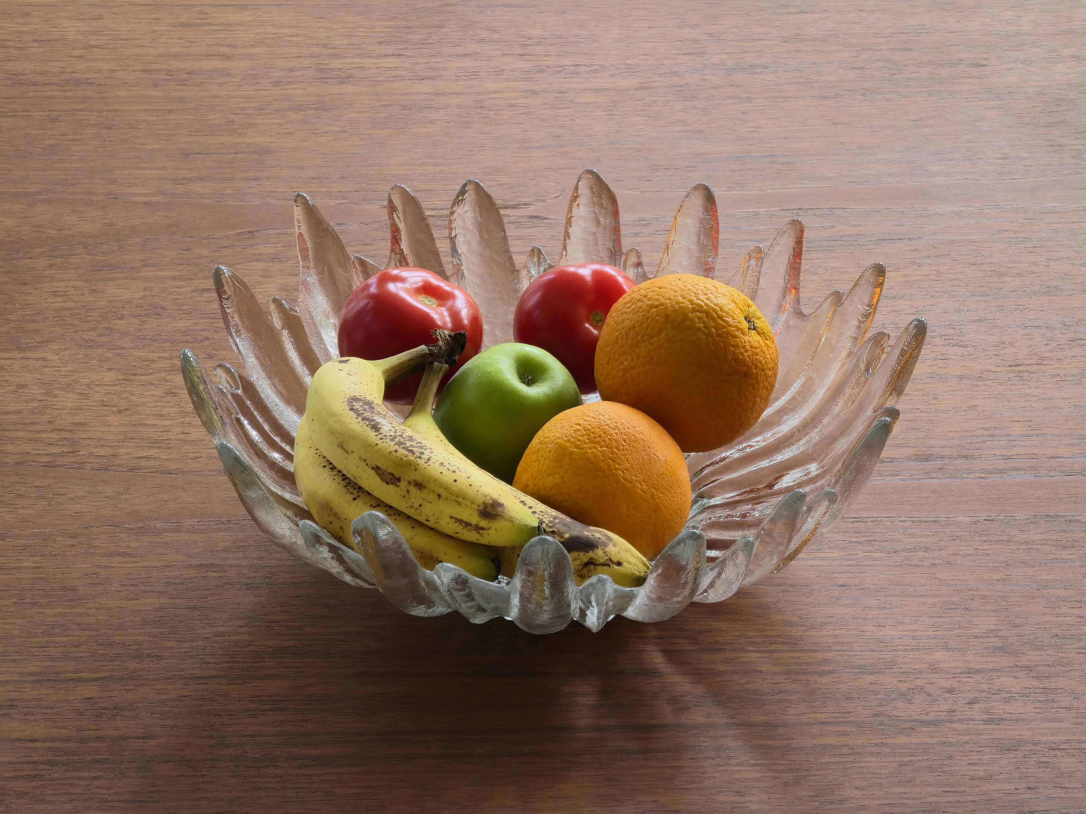 1970s brutalist art glass vessel 'Alaska' by Uno Westerberg for Pukeberg Sweden.