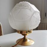 Lamp to lay art deco globe in frosted glass