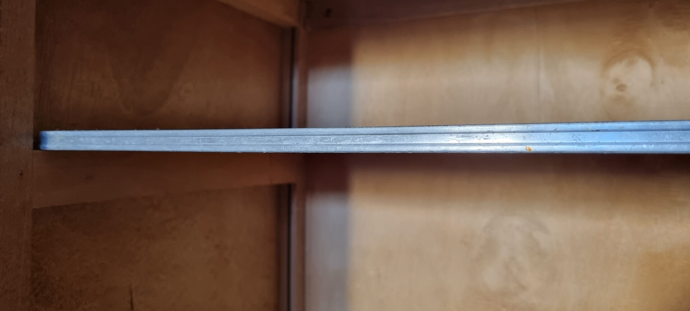 Buffet formica asymétrique, vert pâle, aluminium, vintage, années 50