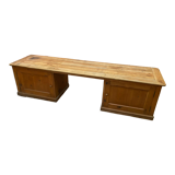 Entrance bench with storage