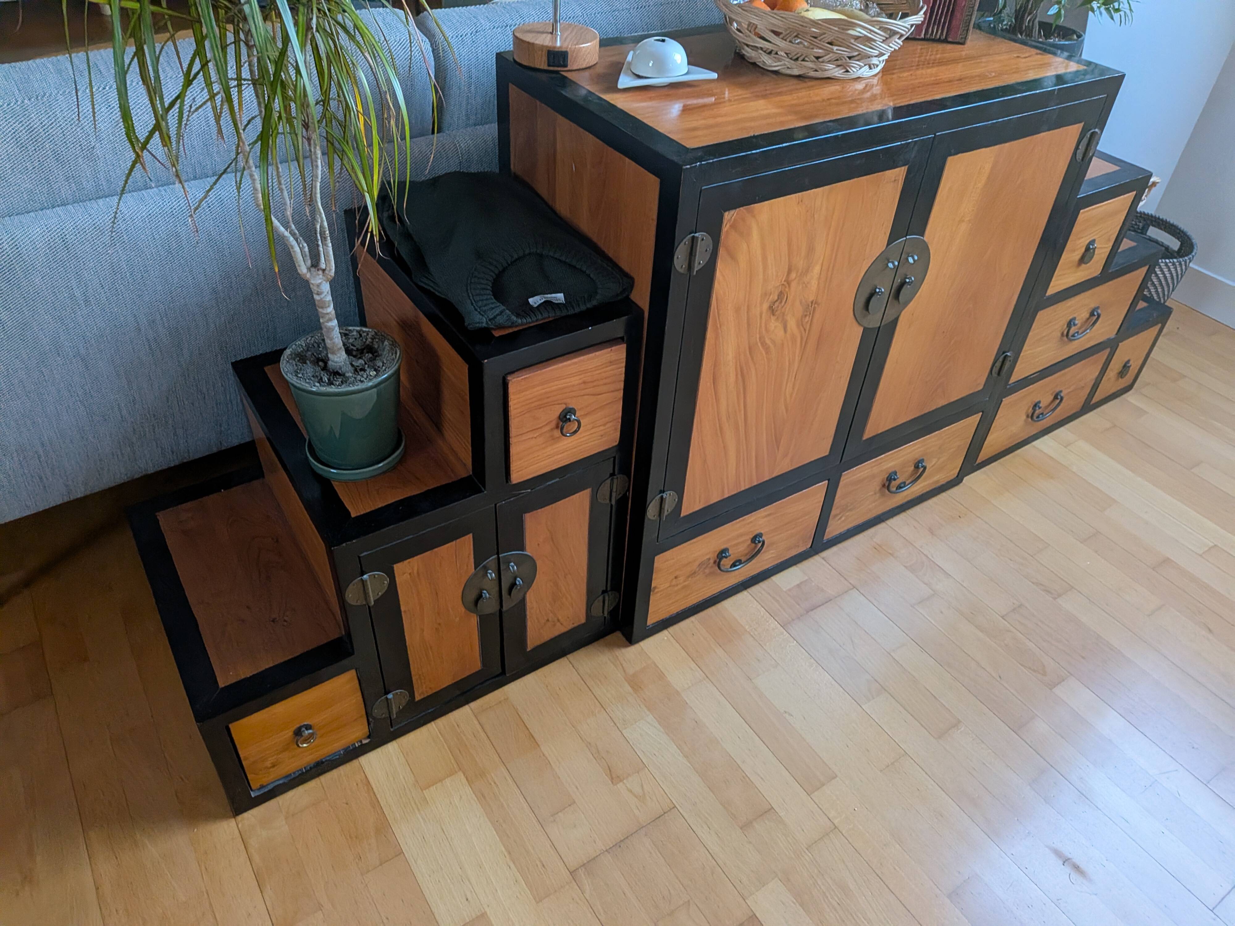 Japanese Double-Sided Tansu Staircase – 3-Module Furniture