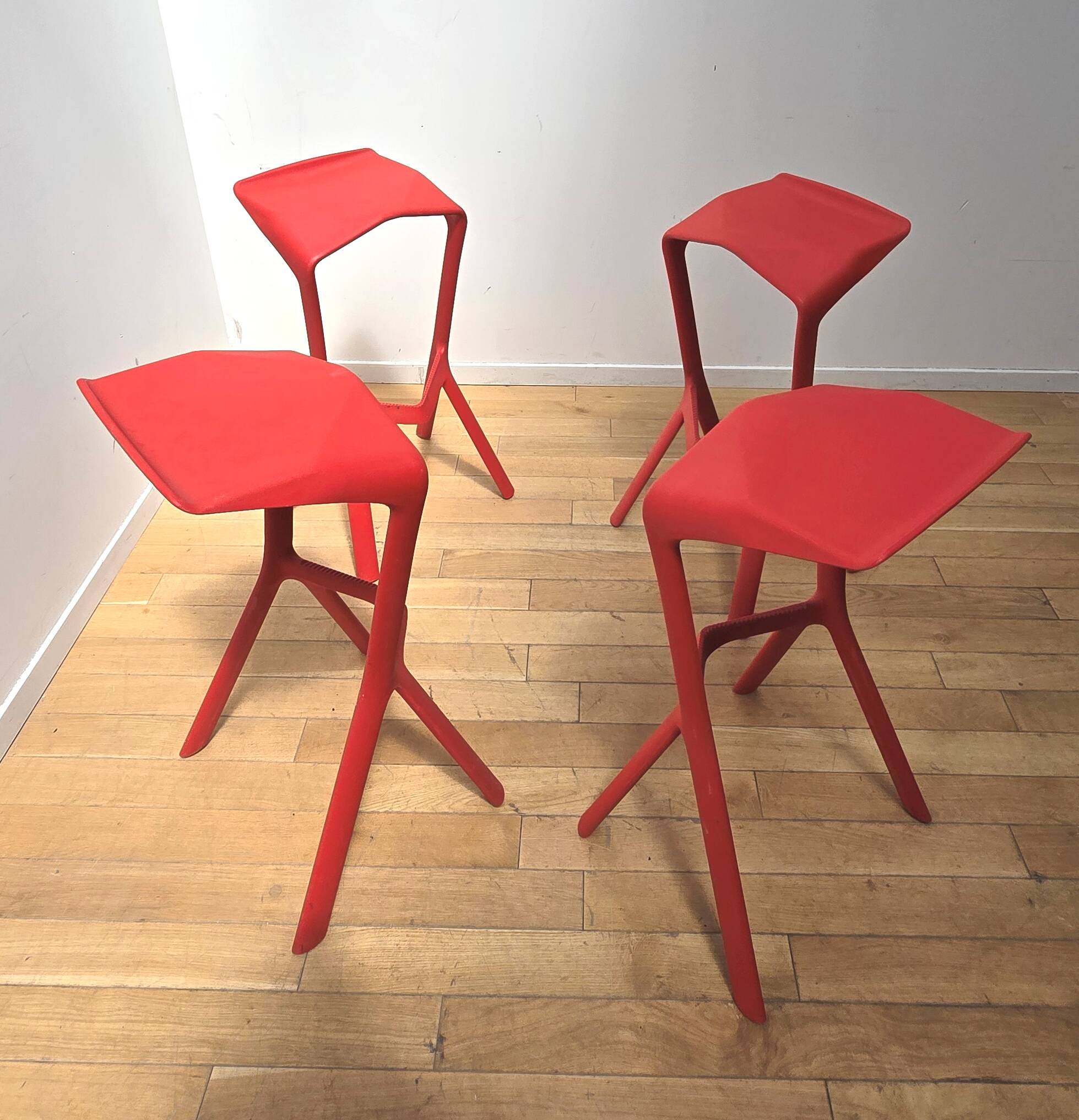 Prank Bar Stool, Miura