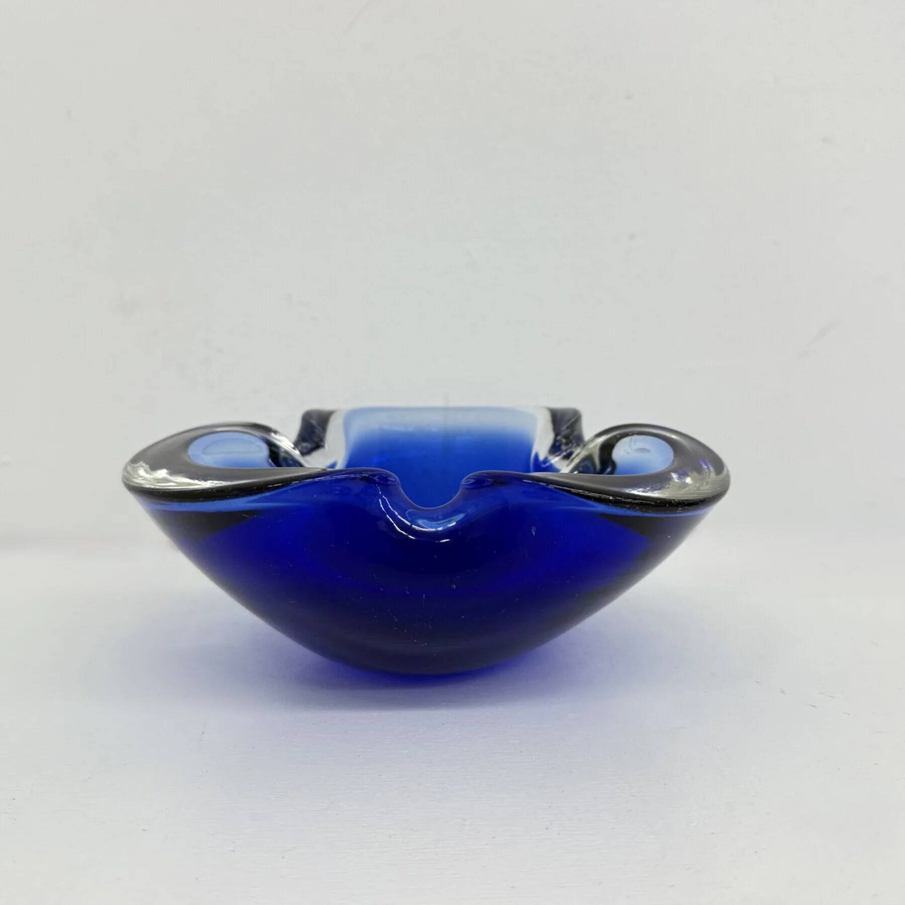 Mid-century design set of 6 blue Murano glass bowls, 1970s