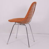 Pair of DKX 1 Wire Chairs by Charles & Ray Eames, Herman Miller, 1952