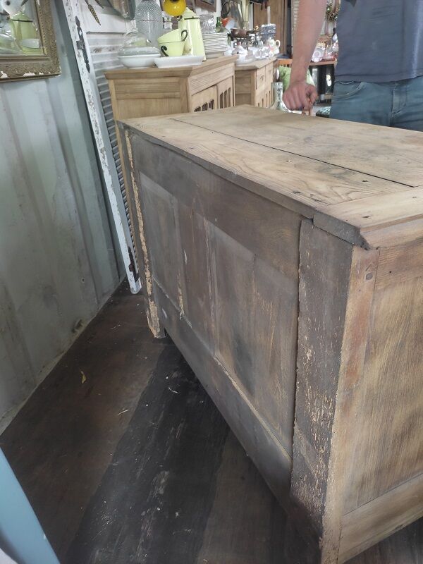 Solid wood sideboard furniture Aerogummed old