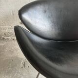 Pierre Paulin Slice Chair for Artifort — Black Leather Sculptural 1960s Lounge Chair, Metal Legs