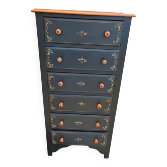 Vintage chiffonnier
