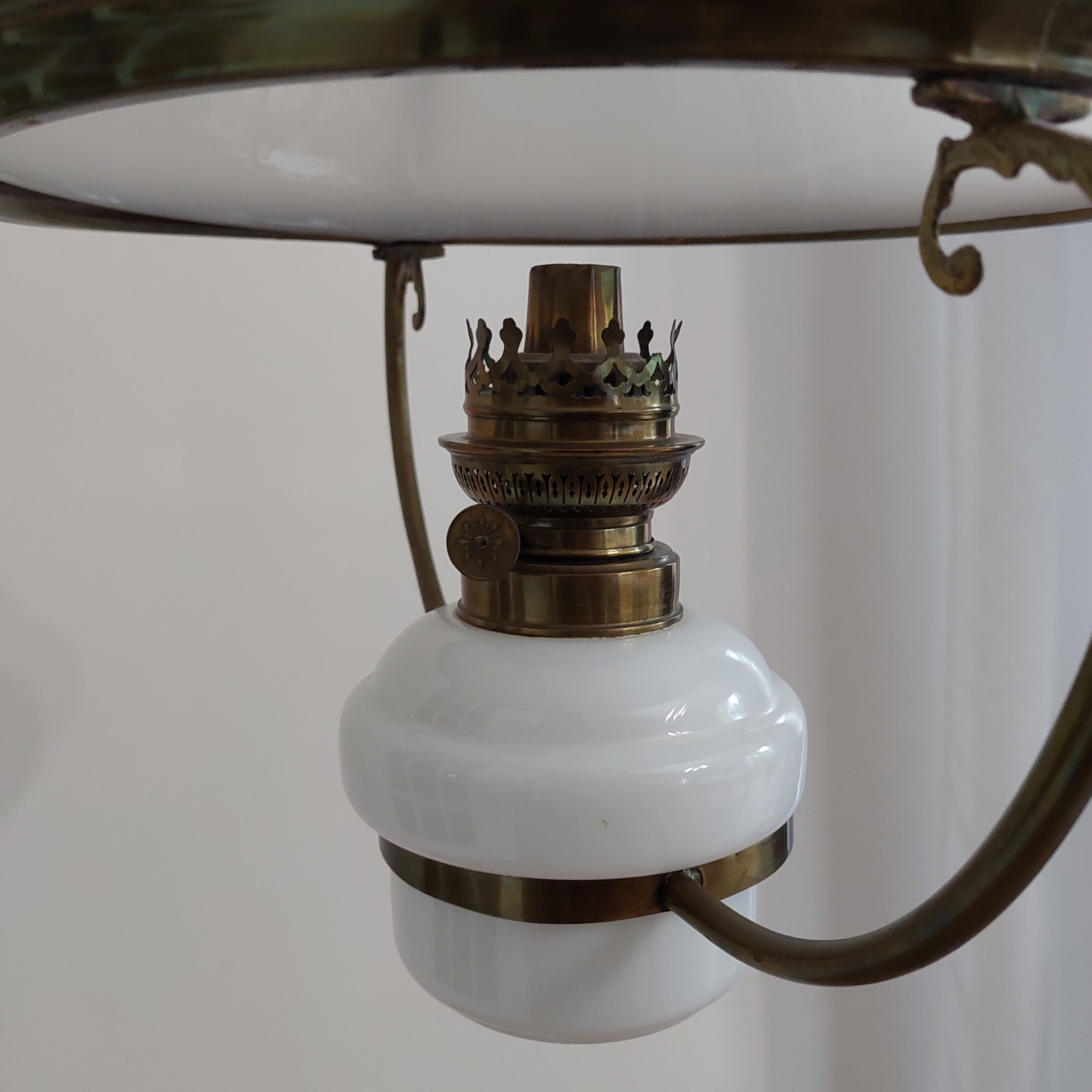 Chandelier oil lamp