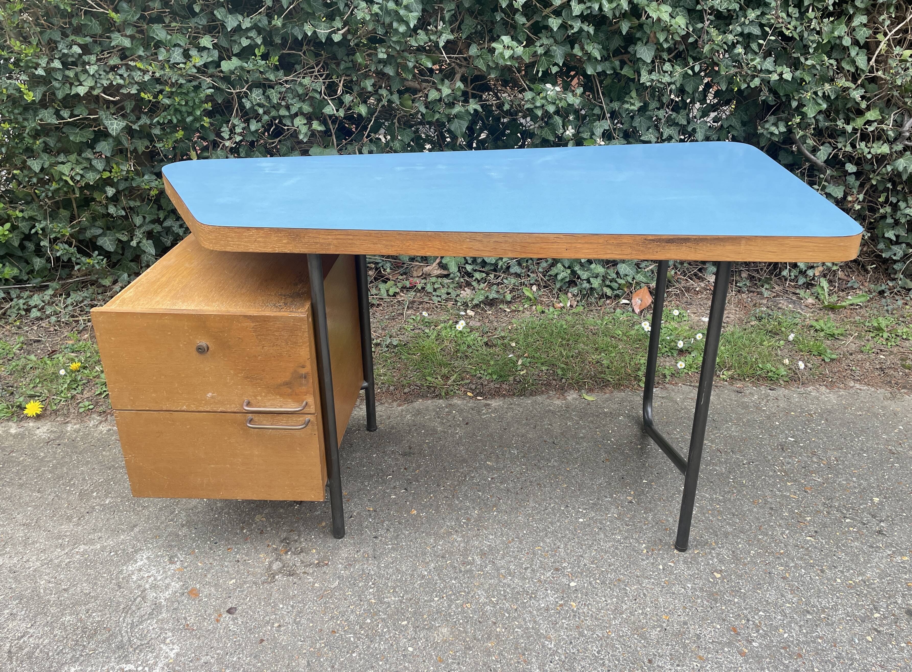 Asymmetrical desk by George Frydman