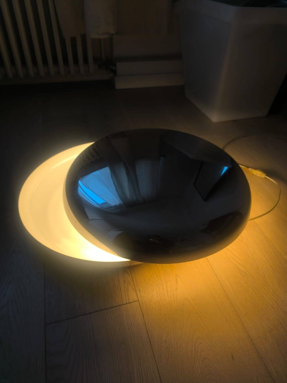 Fontana arte loop lamp