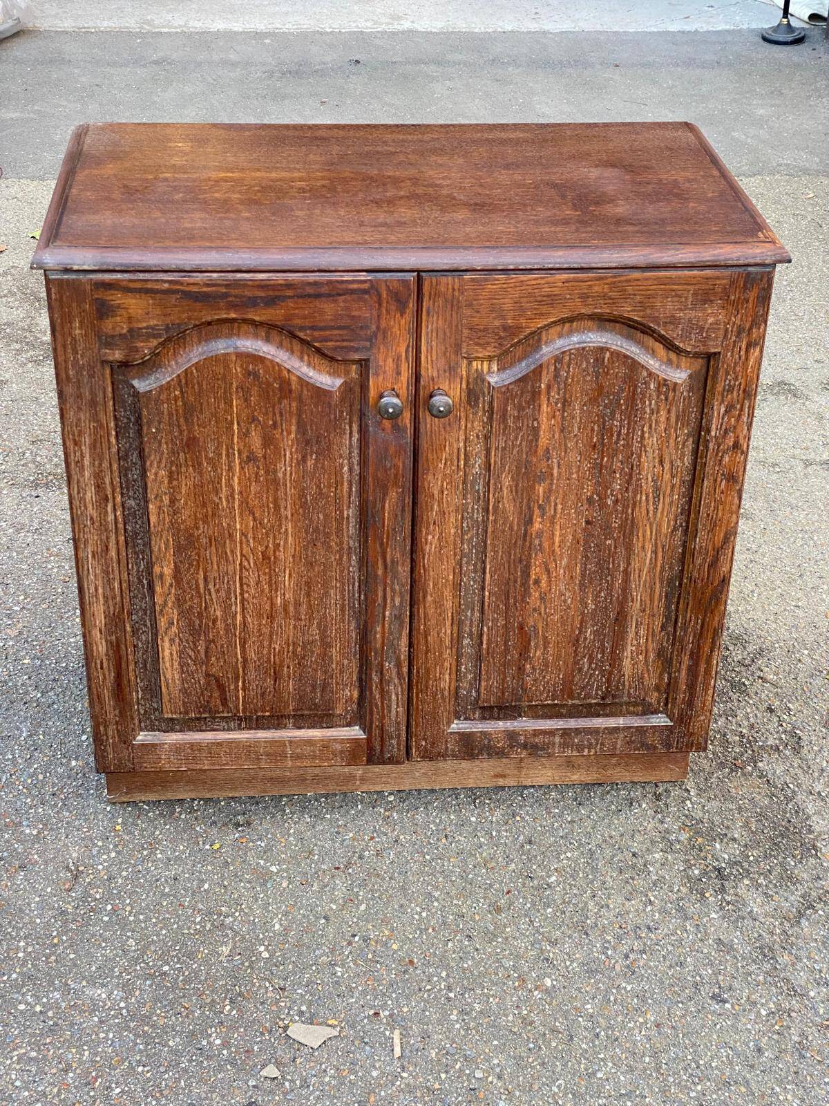 Vintage dark wood buffet with 2 doors, 80cm