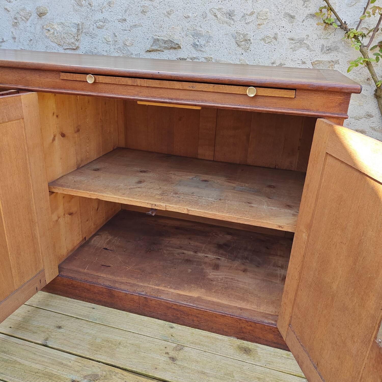 Large oak trading counter