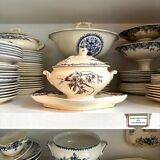 HB & Cie brown ironstone gravy boat with lid