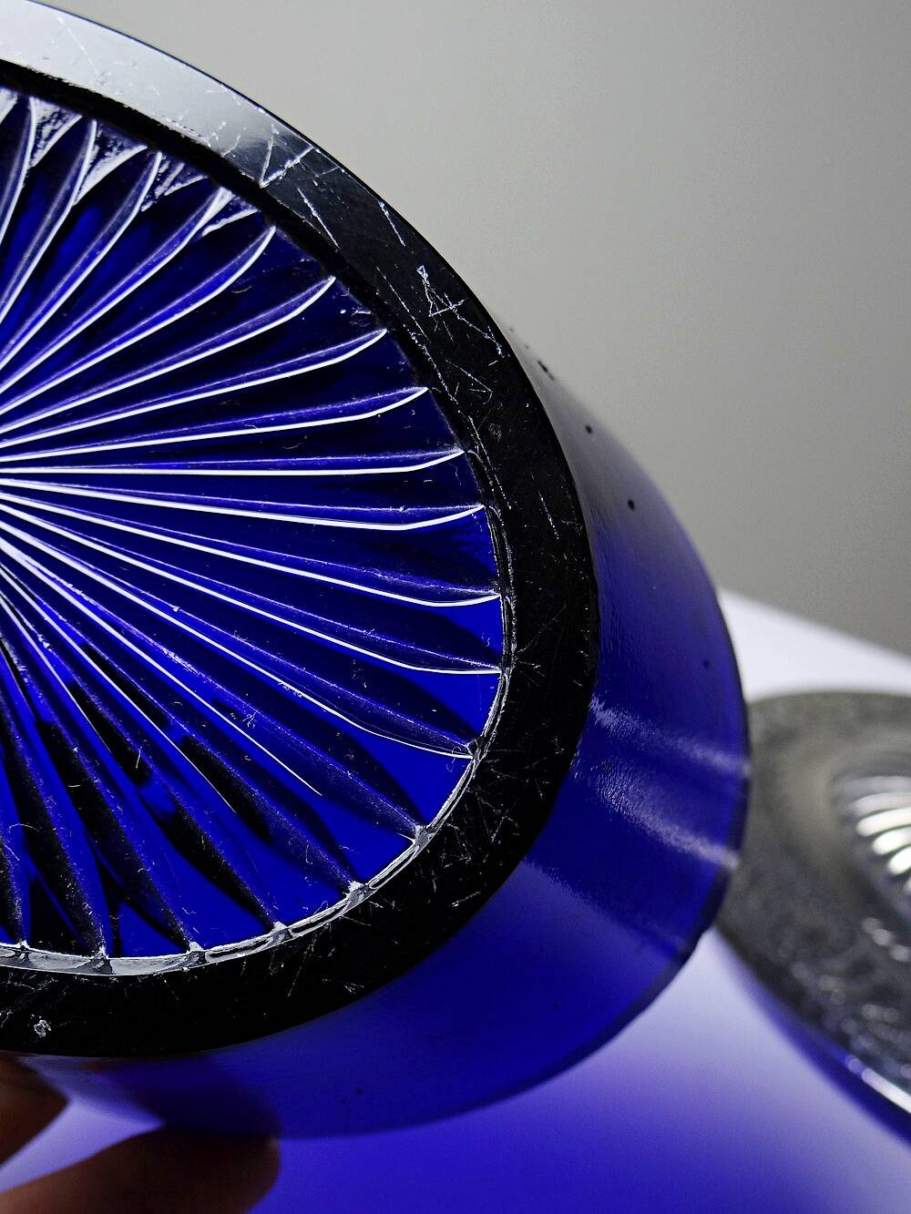 Victorian bonbonnière by George T. & Co, cobalt glass and silver-plated metal, 19th century.
