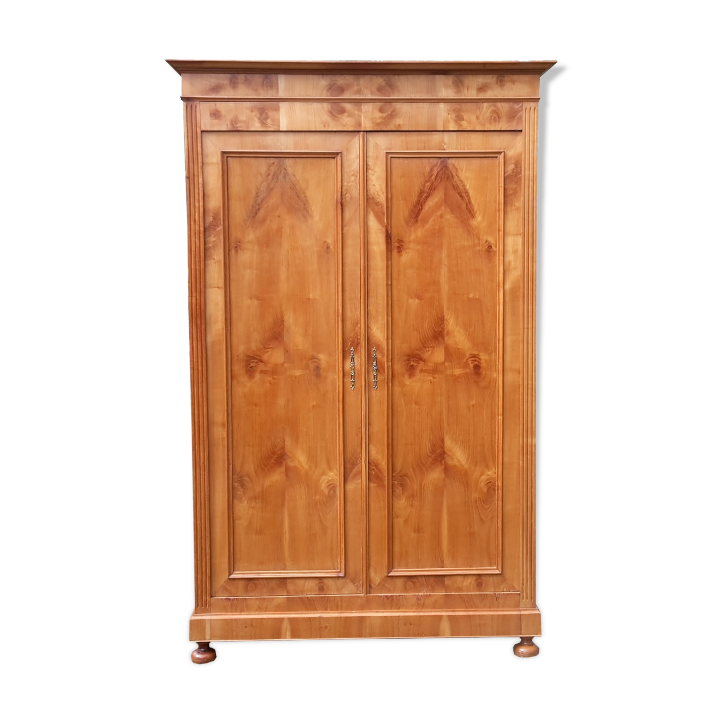 1900 cabinet in cherry
