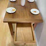 Farm table