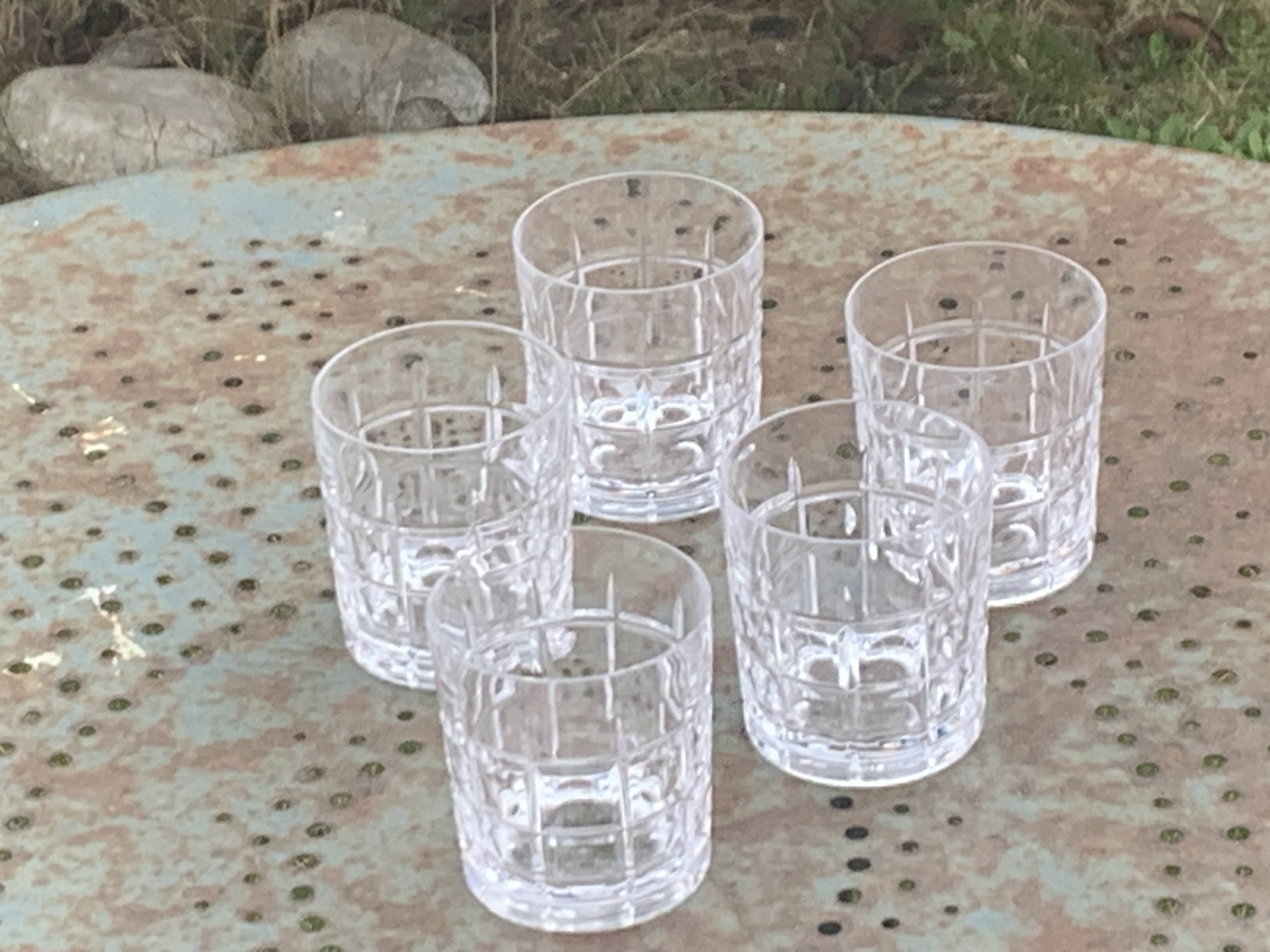 5 whisky glasses, Cristal Bayel stamps, transparent crystal with patterns