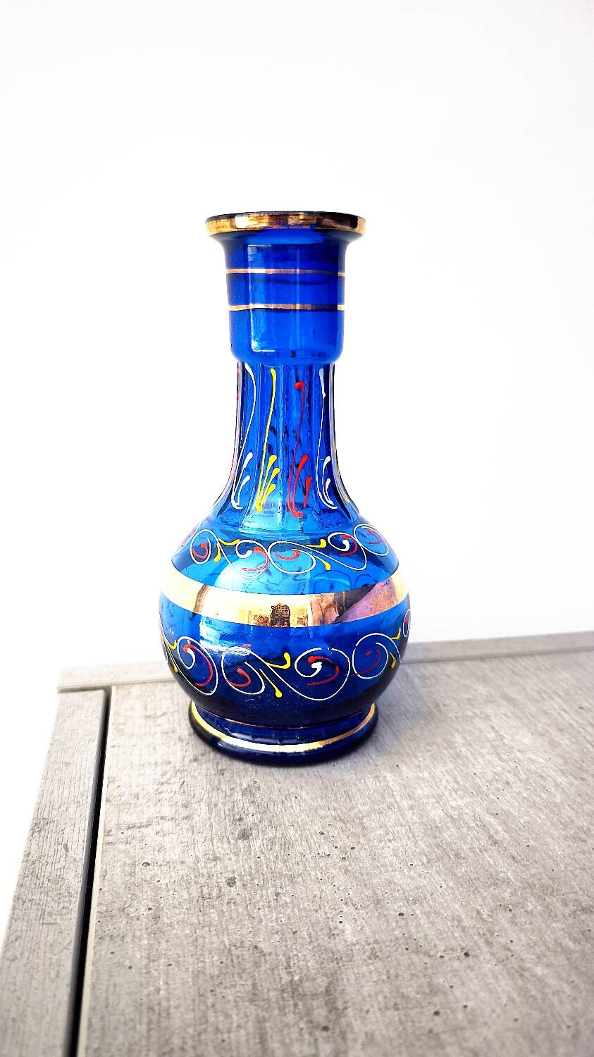 Vase en verre bleu