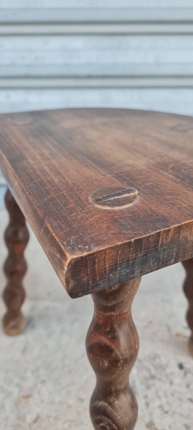 Solid wood tripod stool