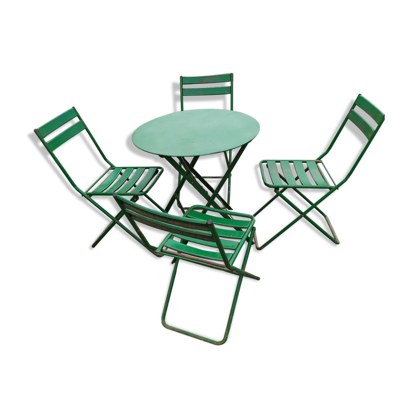 Garden set table and folding metal chairs