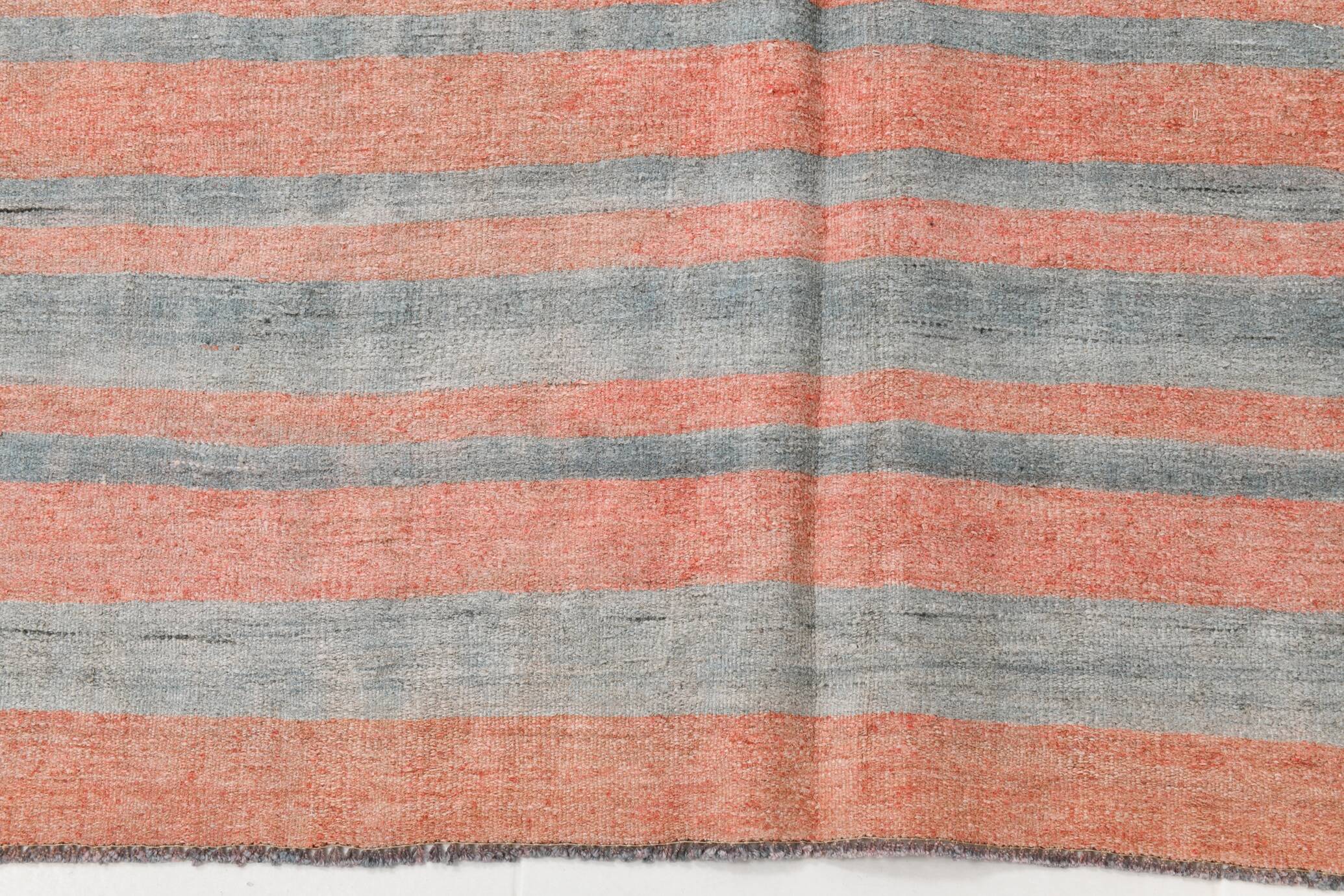 Tapis Kilim bohème rouge pâle et vert, 193 x 222 cm