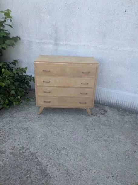 Commode vintage