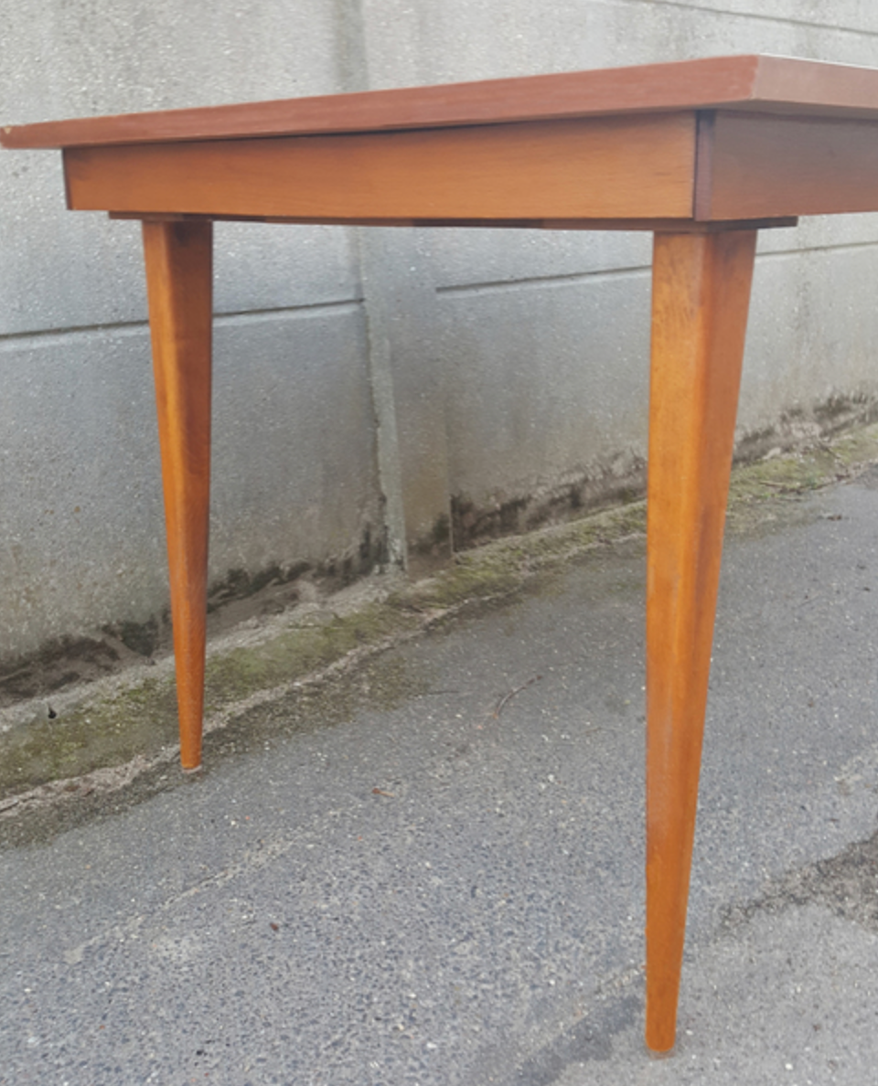 Dining table, formica, wooden feet, 50