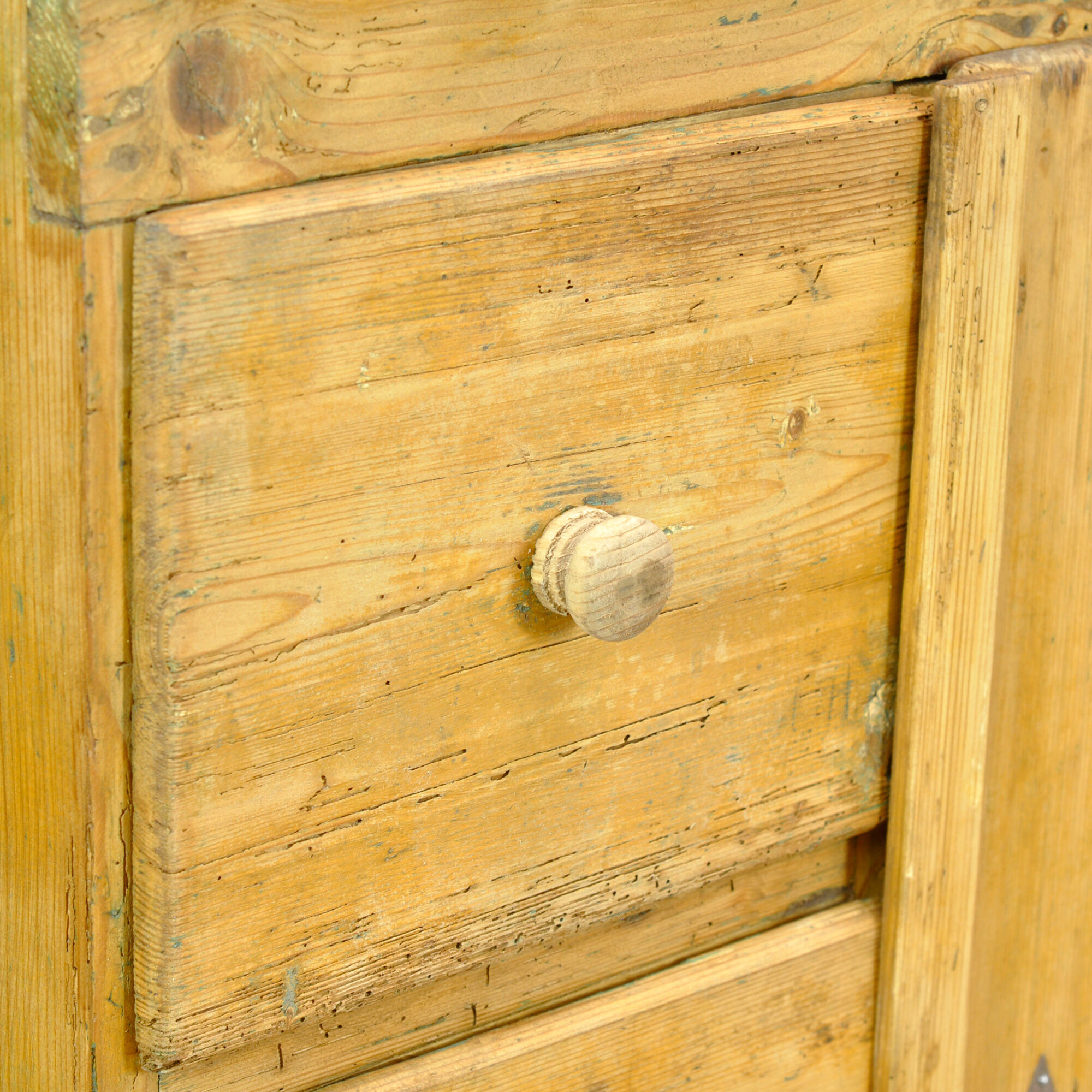 Cabinet en pin, vers 1900