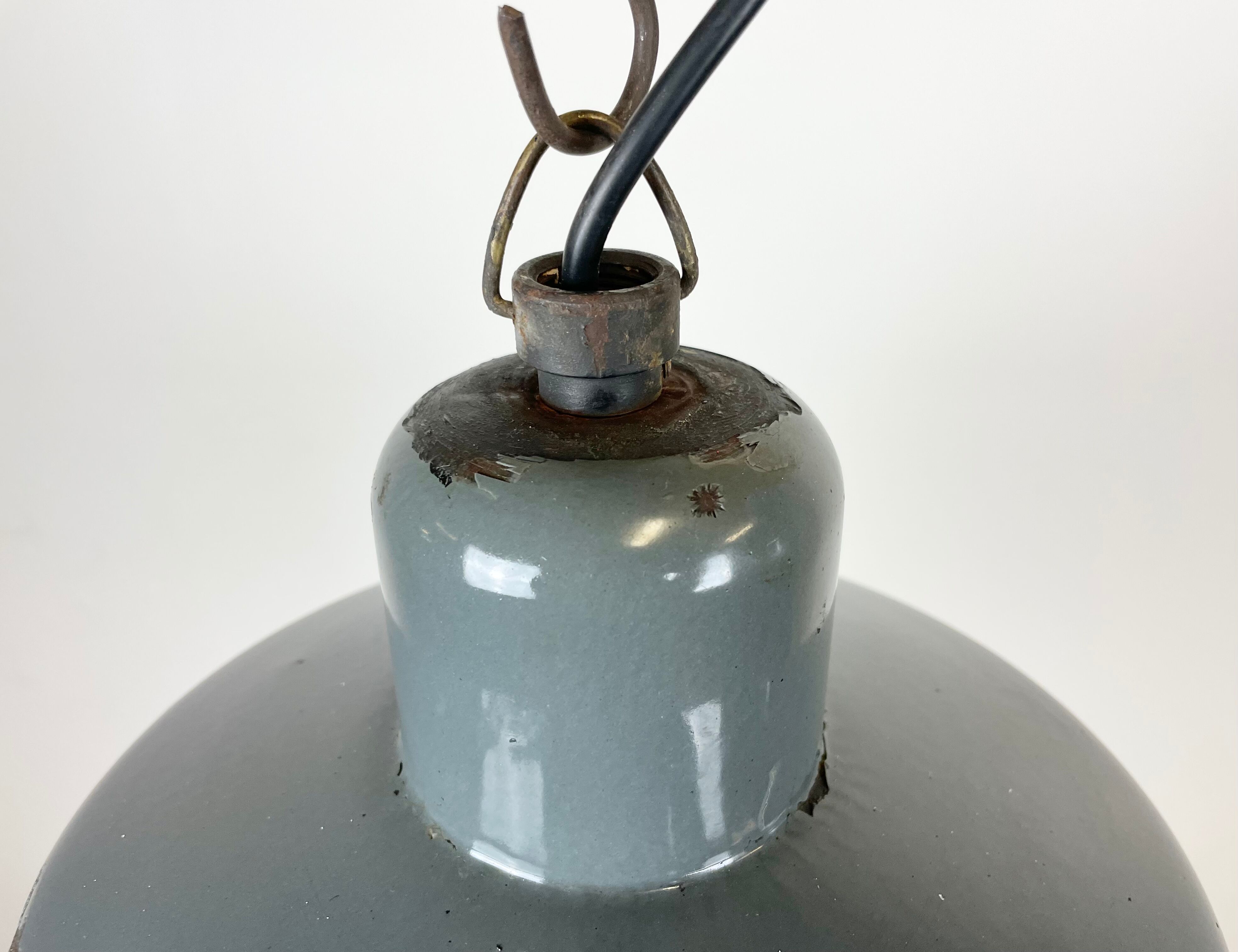 Industrial grey enamel pendant lamp from siemens, 1950s