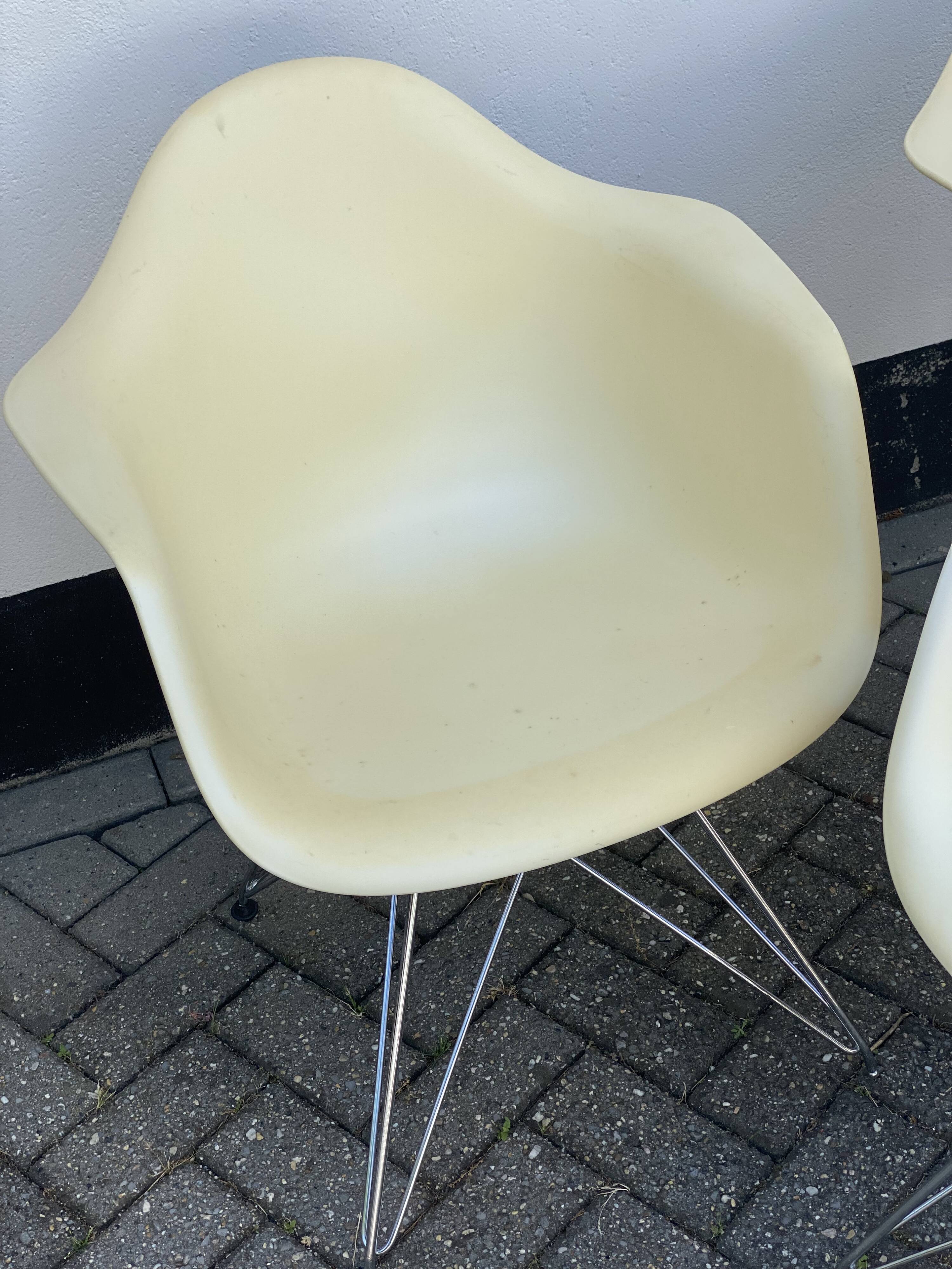 Set of 3 armchairs by Charles and Ray Eames for Vitra edition