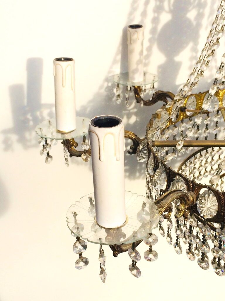 Hot air balloon chandelier 8 stamp fires