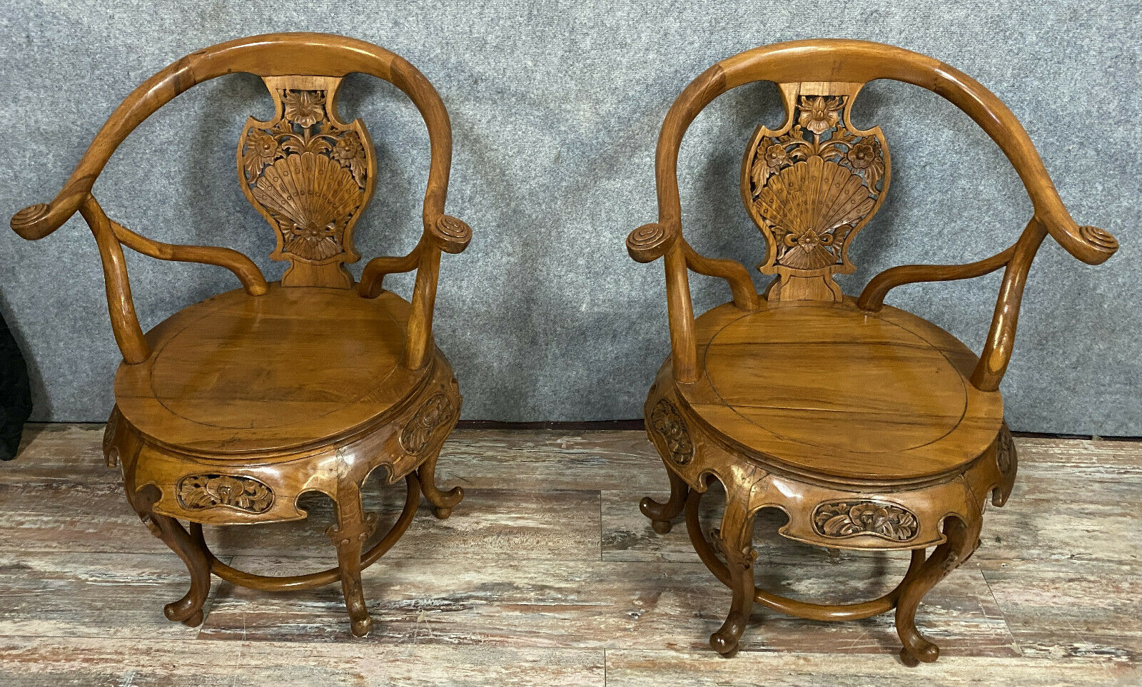 Pair of chinese chairs in exotic wooden barrel shape around 1900-1920