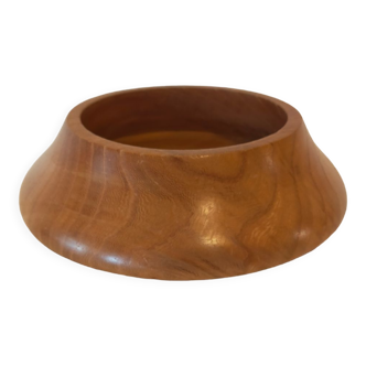 Empty turned wooden pocket