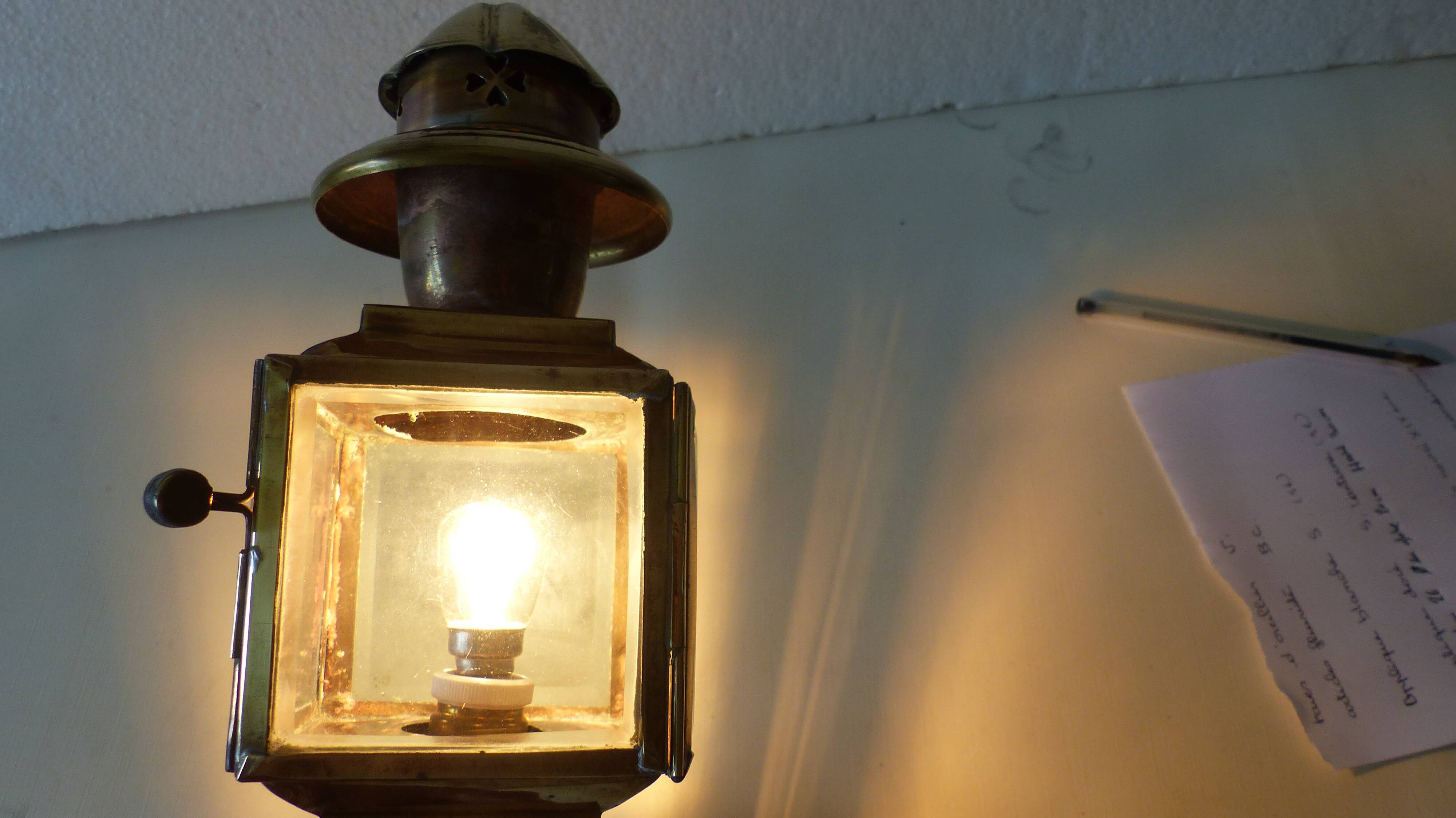 2 lamp wall lights