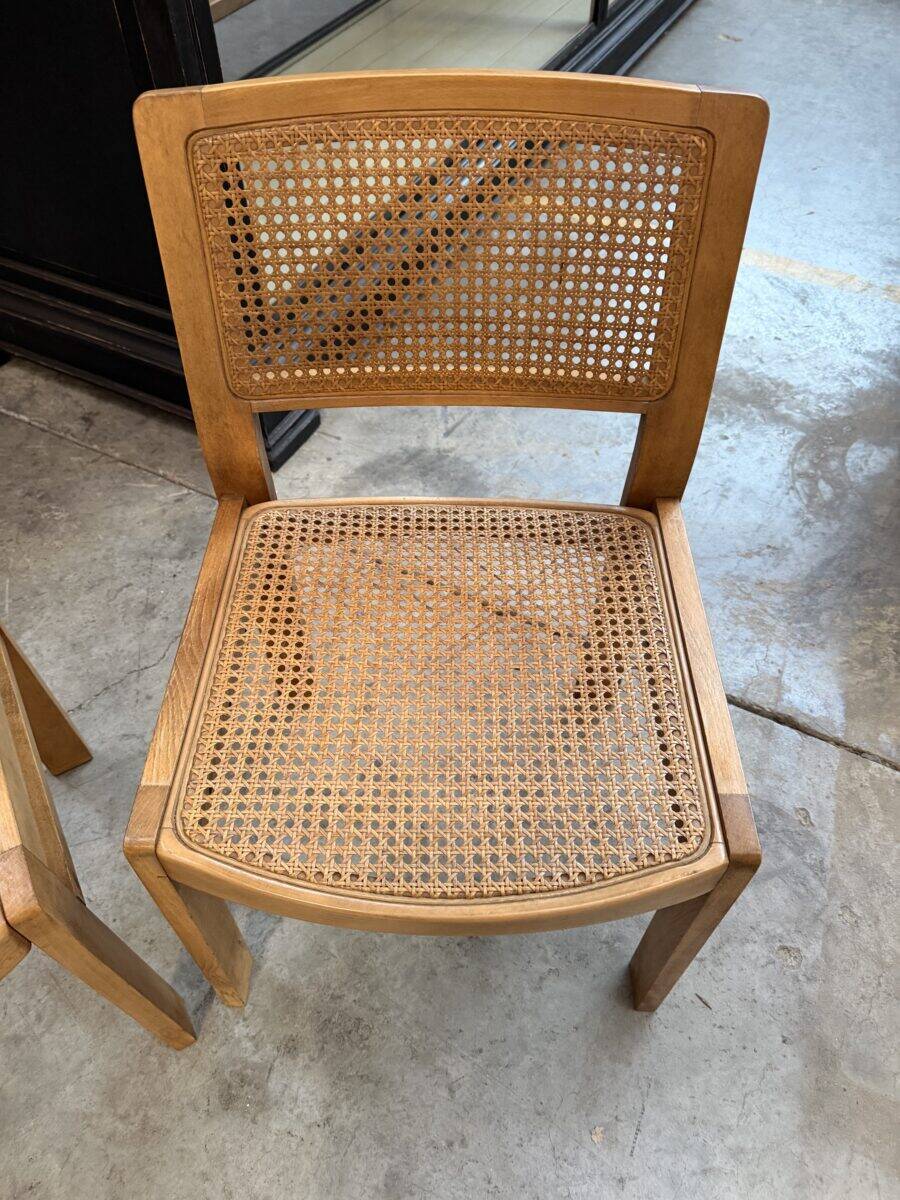 Paire de chaises cannées « Baumann »